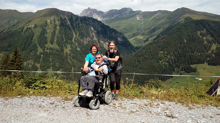 Mezi Höllensteinhütte a Grieralm